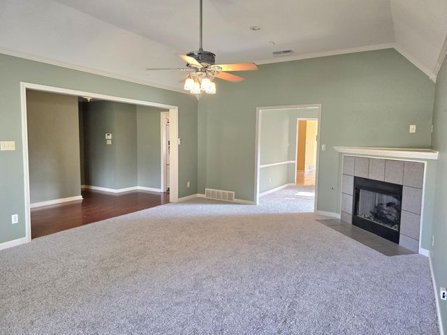 95 PINEHURST DR, Oakland, TN 38060