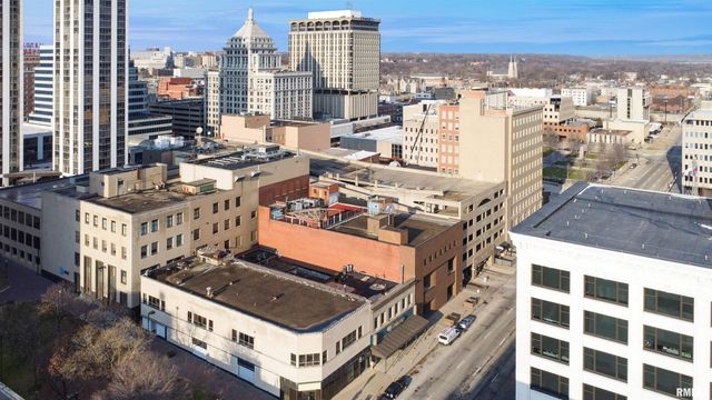 113 SW ADAMS Street, Peoria, IL 61602