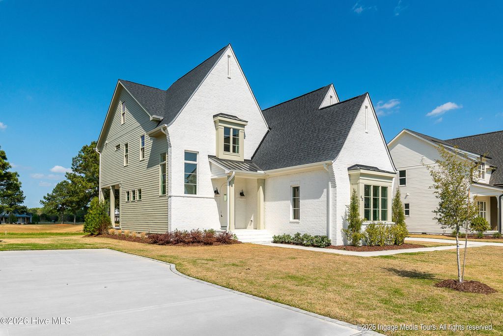 Image 2 of property listing at 62 Pine Tree Point, Snow Hill, NC 28580