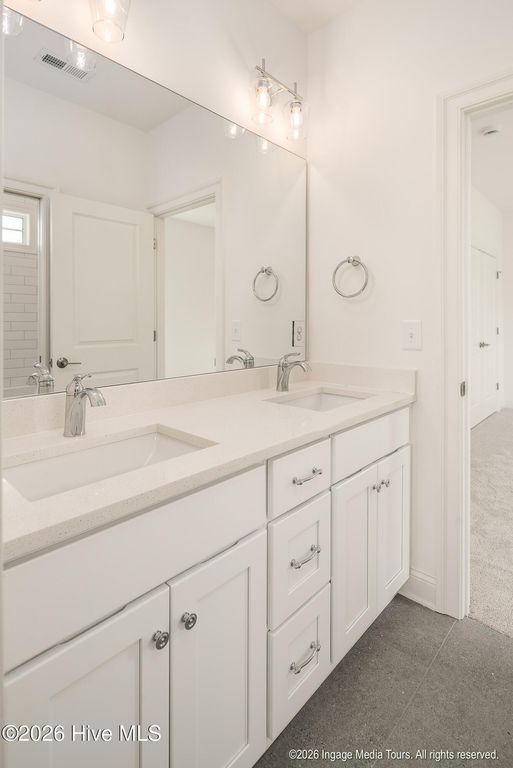 Image 41 of property listing at 62 Pine Tree Point, Snow Hill, NC 28580