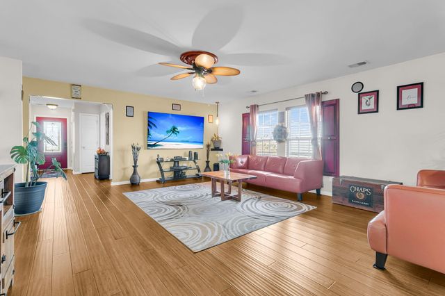 1117 Flyway Road, Summerville, SC 29483