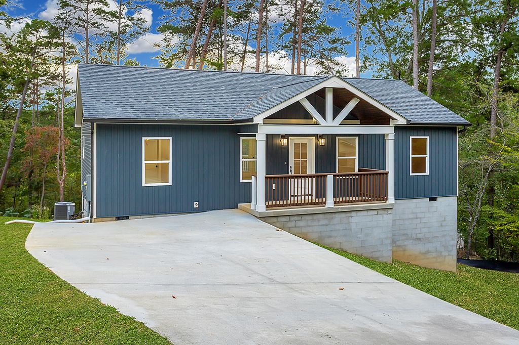 241 Dogwood Lane, Dunlap, TN 37327