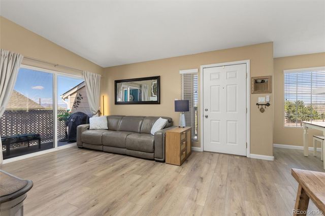 8334 Pebble Creek Way 201, Highlands Ranch, CO 80126