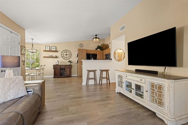 8334 Pebble Creek Way 201, Highlands Ranch, CO 80126