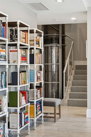 1135 3rd AVE S 119, Naples, FL 34102