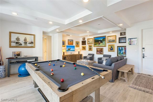 1135 3rd AVE S 119, Naples, FL 34102