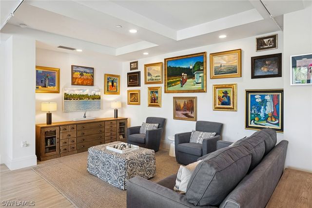 1135 3rd AVE S 119, Naples, FL 34102