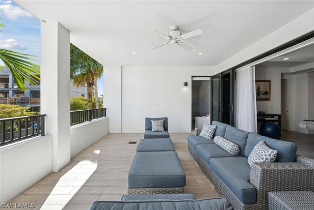 1135 3rd AVE S 119, Naples, FL 34102