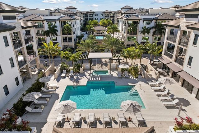 1135 3rd AVE S 119, Naples, FL 34102