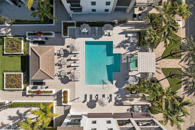 1135 3rd AVE S 119, Naples, FL 34102