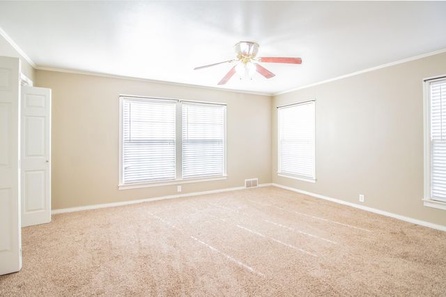 716 W Mississippi Street, Floydada, TX 79235