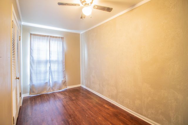 716 W Mississippi Street, Floydada, TX 79235