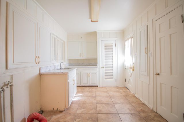 716 W Mississippi Street, Floydada, TX 79235