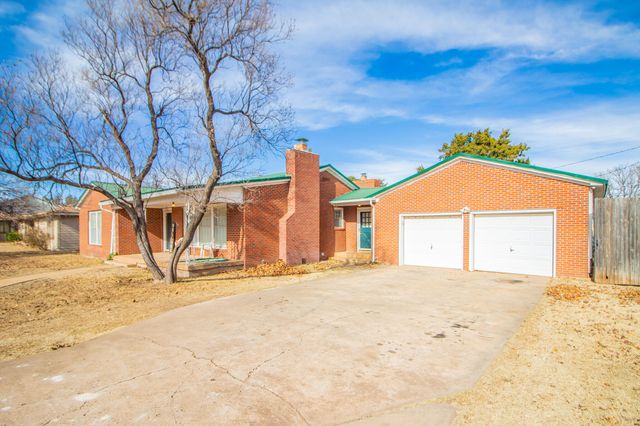 716 W Mississippi Street, Floydada, TX 79235