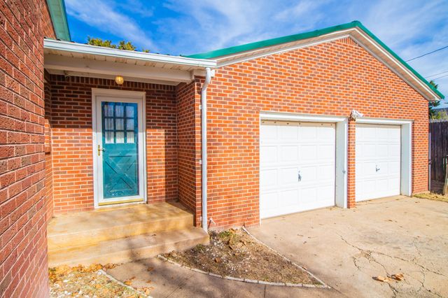 716 W Mississippi Street, Floydada, TX 79235