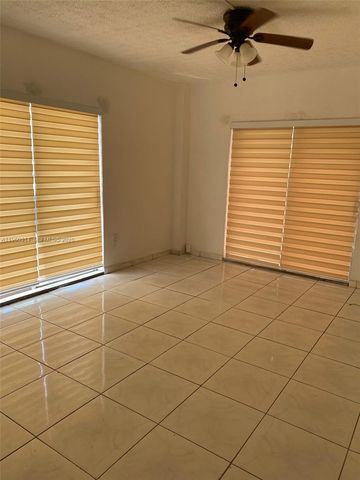 12500 NE 5th Avenue 101, North Miami, FL 33161