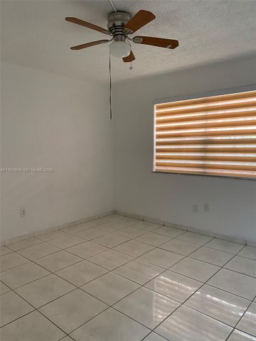 12500 NE 5th Avenue 101, North Miami, FL 33161