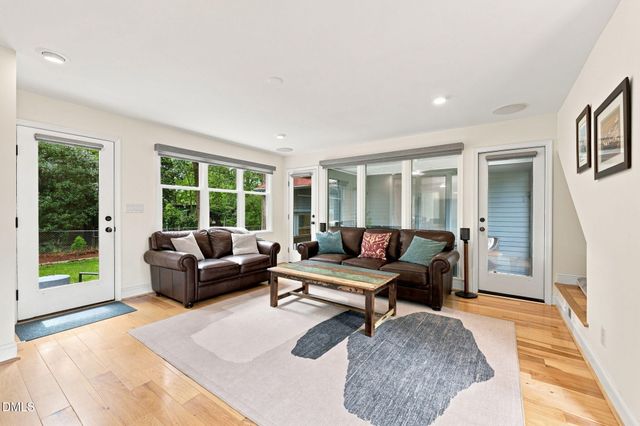 403 Oak Avenue, Carrboro, NC 27510