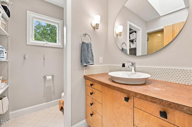 403 Oak Avenue, Carrboro, NC 27510