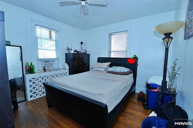 458 Shannon Place, Cliffside Park, NJ 07010