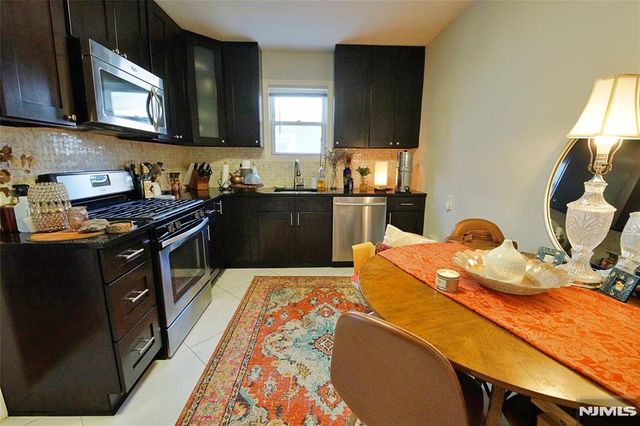 458 Shannon Place, Cliffside Park, NJ 07010