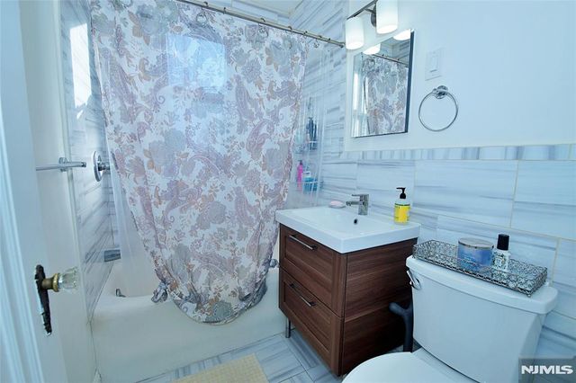 458 Shannon Place, Cliffside Park, NJ 07010