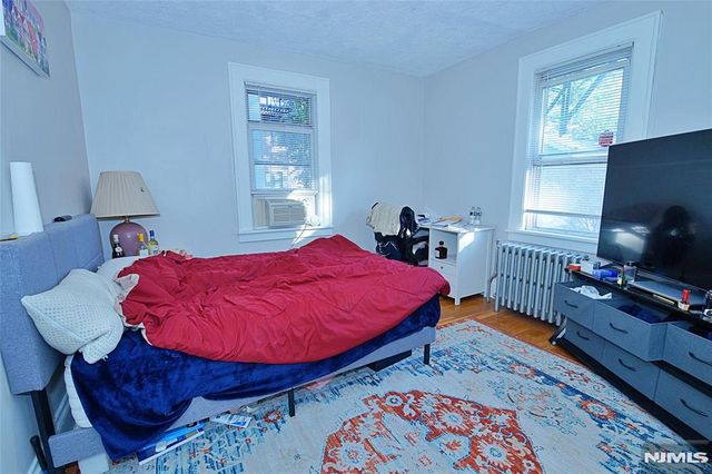 458 Shannon Place, Cliffside Park, NJ 07010