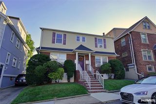 458 Shannon Place, Cliffside Park, NJ 07010