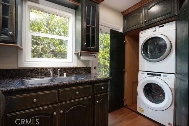 3905 Revere, Los Angeles, CA 90039