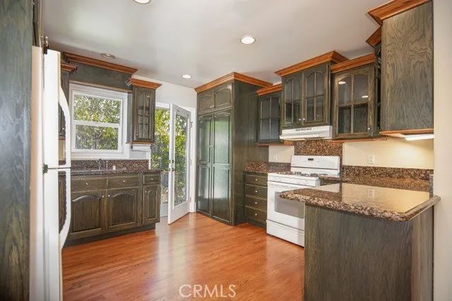 3905 Revere, Los Angeles, CA 90039