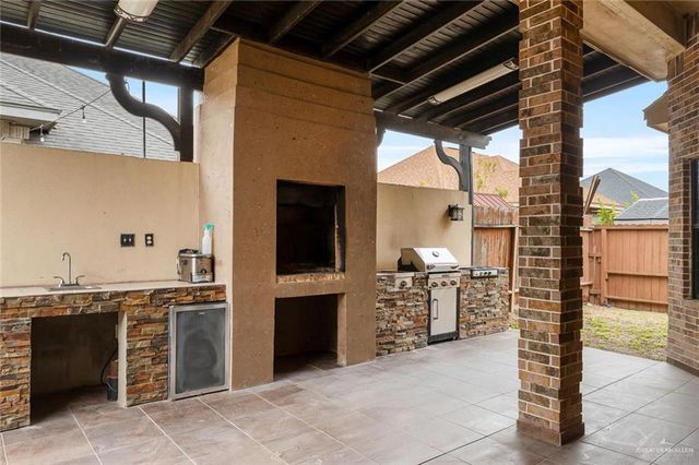 1910 W 41st Street, Mission, TX 78573