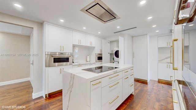 10155 Collins Ave 410, Bal Harbour, FL 33154