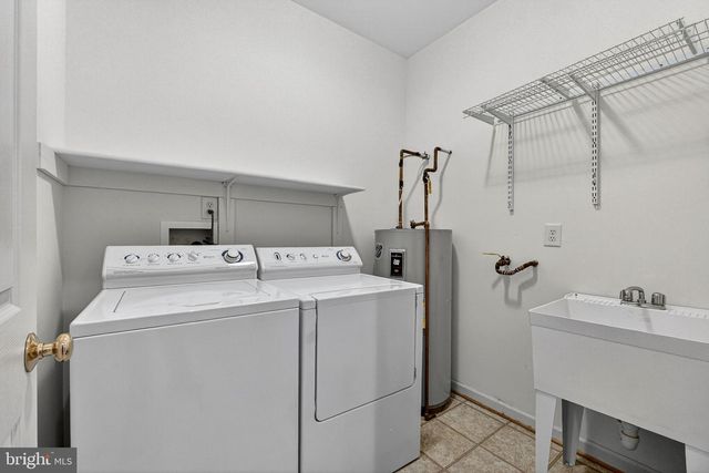136 BROOKLINE DR, Charles Town, WV 25414