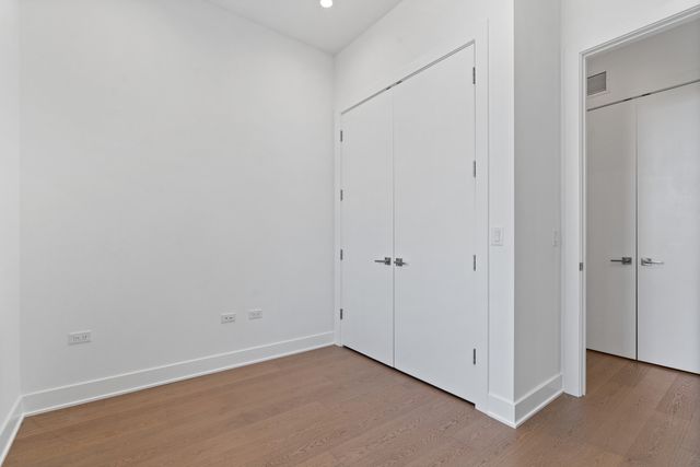 6 N Bishop Street 406, Chicago, IL 60607