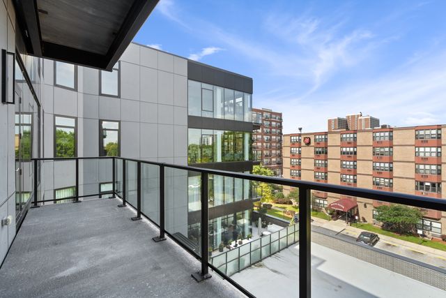 6 N Bishop Street 406, Chicago, IL 60607