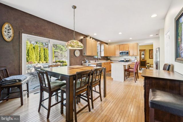 12 ANCHOR CT, Hainesport, NJ 08036