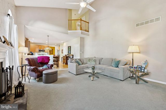 12 ANCHOR CT, Hainesport, NJ 08036