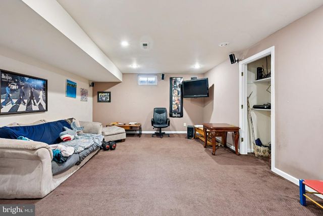 12 ANCHOR CT, Hainesport, NJ 08036