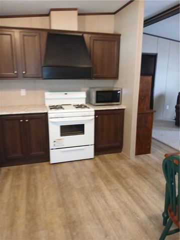 26 Seneca Lane, Manchester, NY 14504