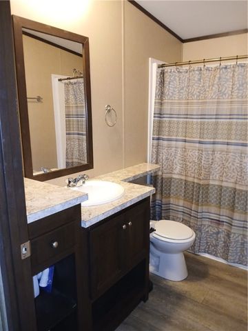 26 Seneca Lane, Manchester, NY 14504