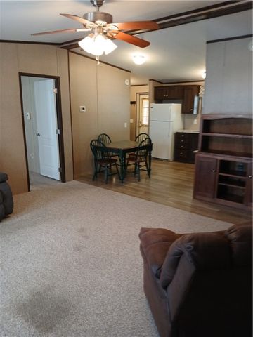 26 Seneca Lane, Manchester, NY 14504