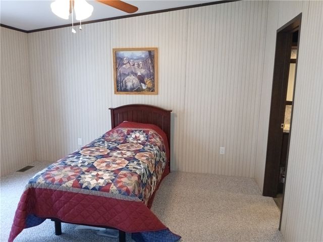 26 Seneca Lane, Manchester, NY 14504