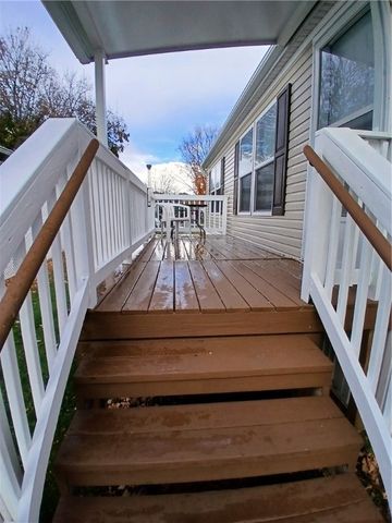 26 Seneca Lane, Manchester, NY 14504