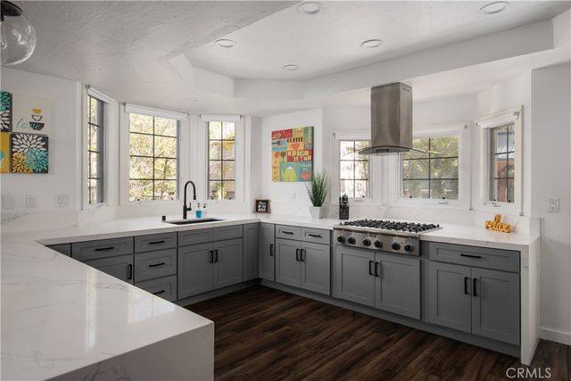 1037 Beaver, Lake Arrowhead, CA 92352