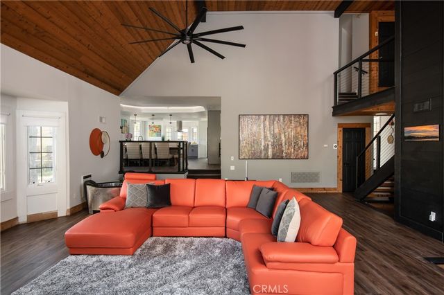 1037 Beaver, Lake Arrowhead, CA 92352