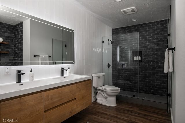 1037 Beaver, Lake Arrowhead, CA 92352