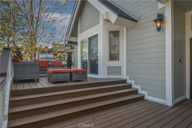 1037 Beaver, Lake Arrowhead, CA 92352