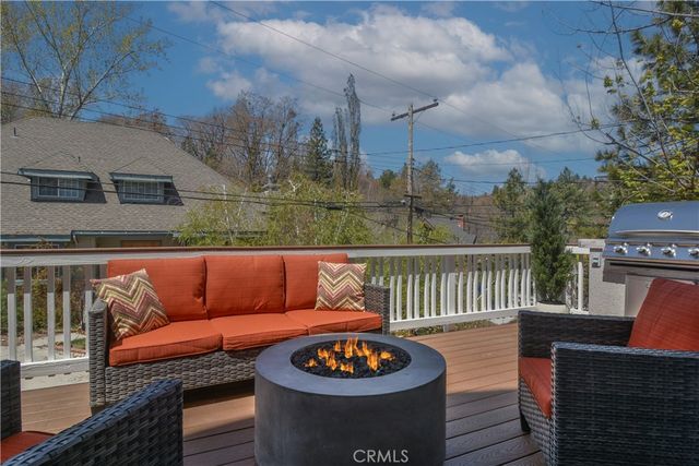 1037 Beaver, Lake Arrowhead, CA 92352