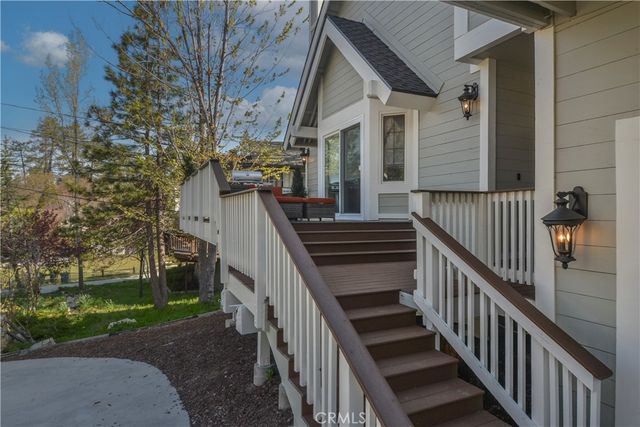 1037 Beaver, Lake Arrowhead, CA 92352