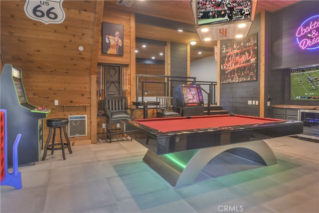 1037 Beaver, Lake Arrowhead, CA 92352